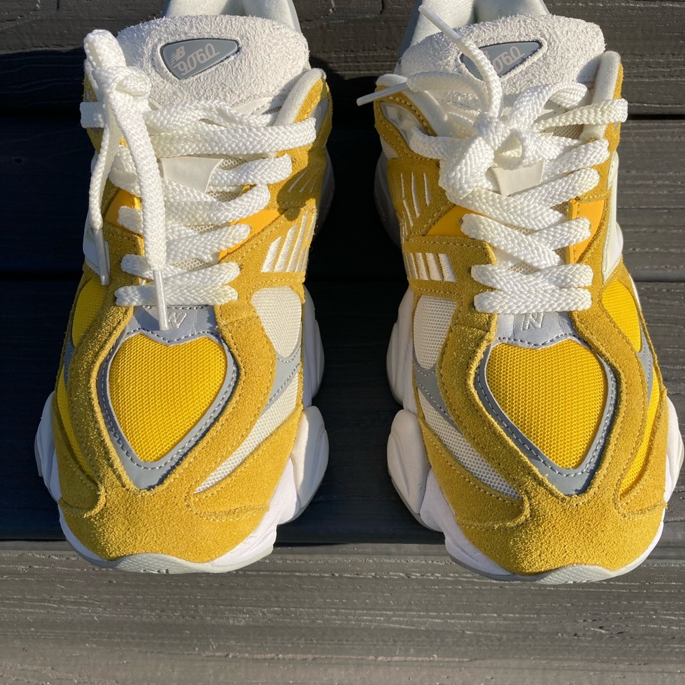 New Balance Yellow and White Sneakers 9060 - Picture 2 of 15